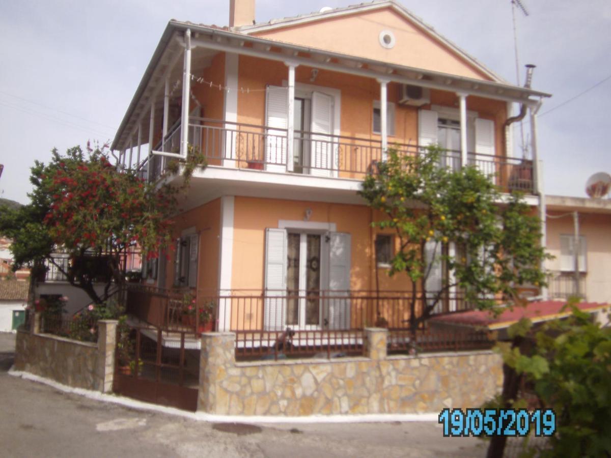 Apartament George's House Ágios Matthaíos